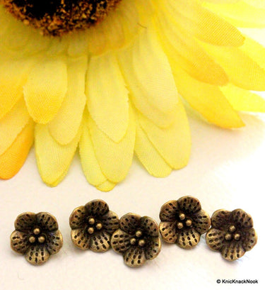 5 x Zinc Alloy Bronze Tone Flower pendant Charms 10mm